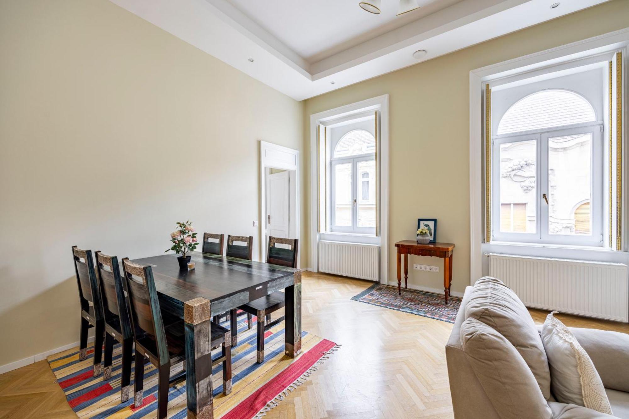 Graceful & Cozy Dream Next To The Opera House * Budapeszt