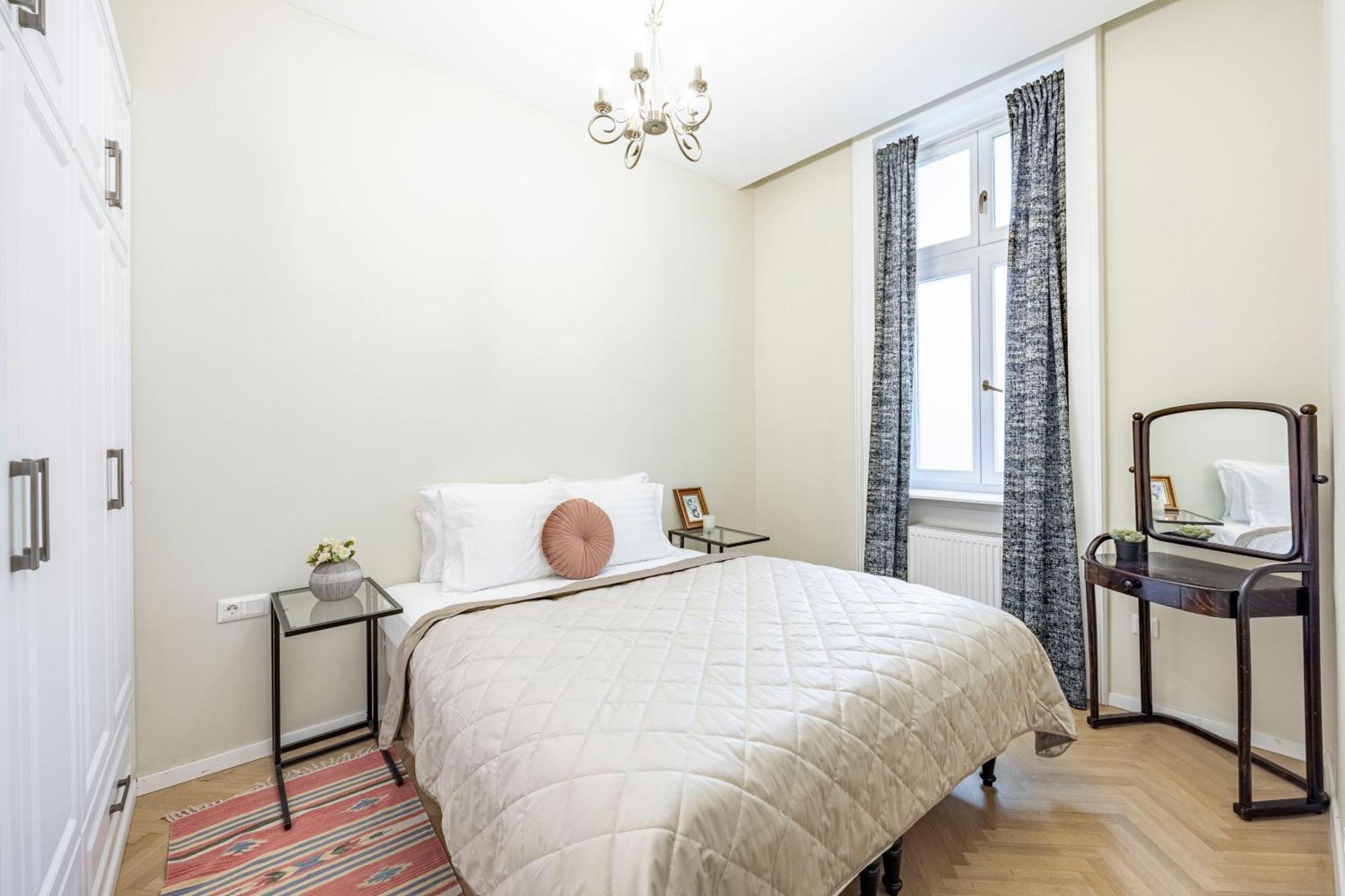 Graceful & Cozy Dream Next To The Opera House Budapesta